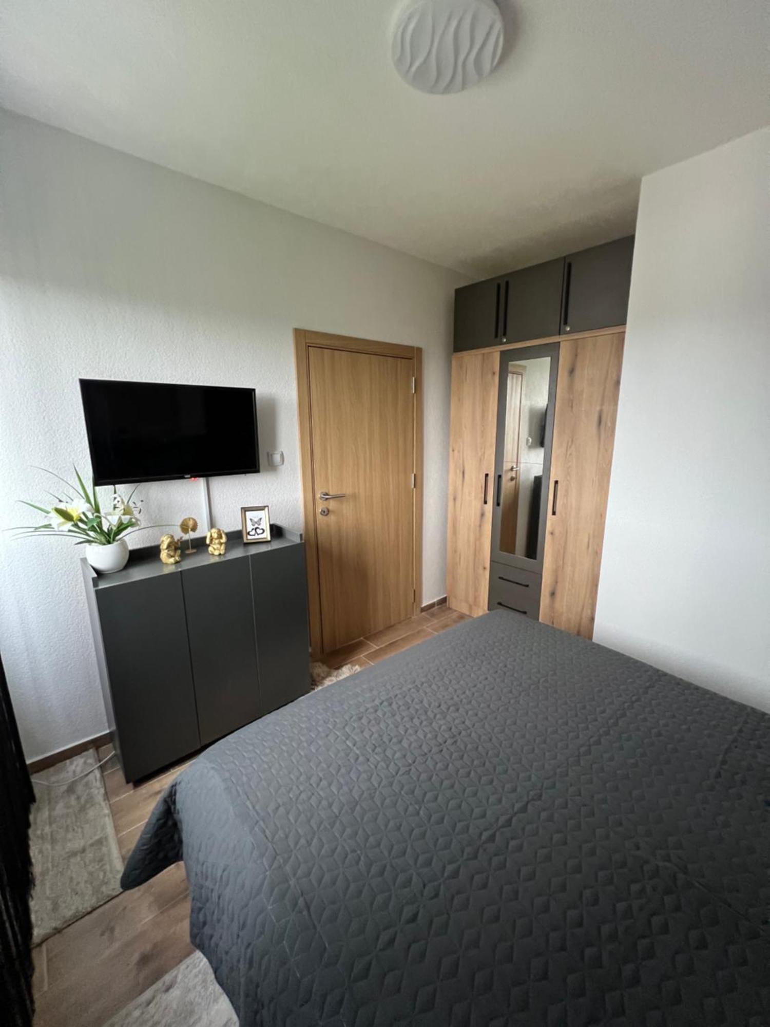 Tina Apartment *
